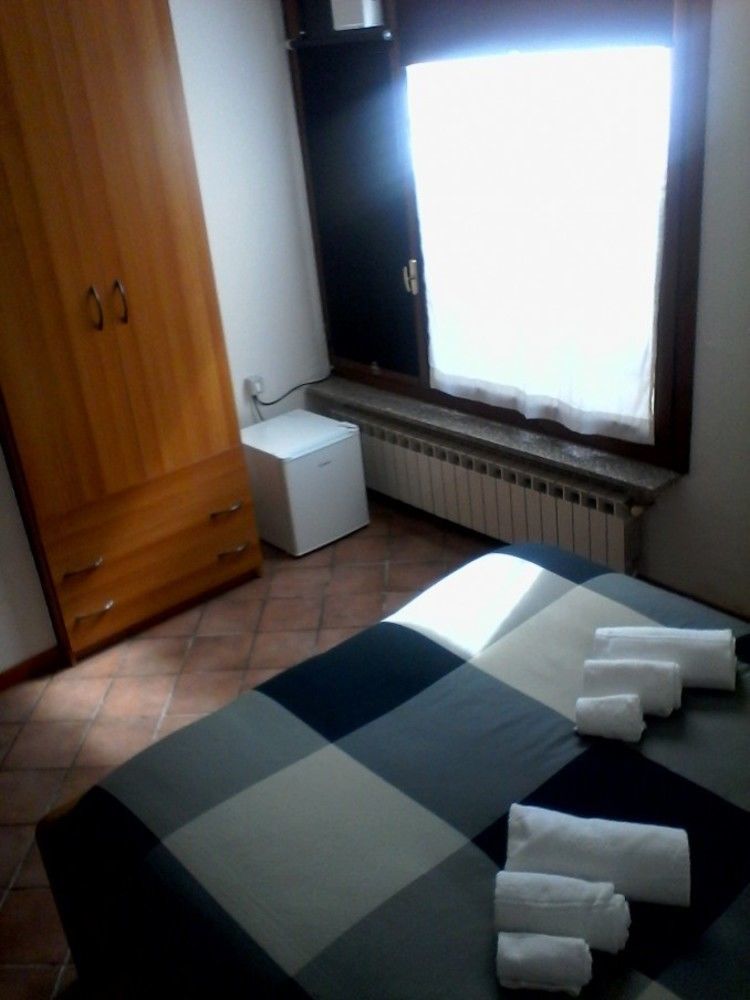 Bed & Breakfast Orio Easy Airport Azzano San Paolo Luaran gambar